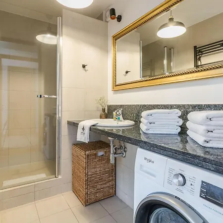 Imperial - Nadmorski Zen Σόποτ